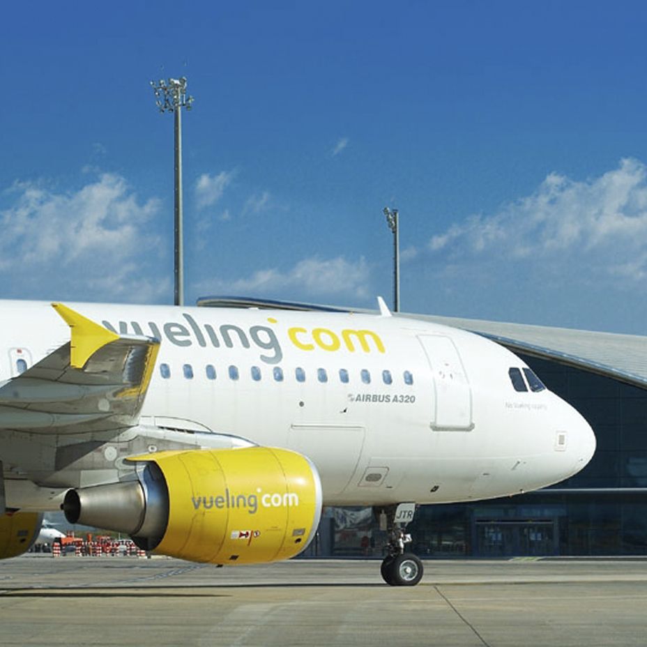 Vueling, bajo sospecha por "dificultar reembolsos" y realizar "cancelaciones irregulares"