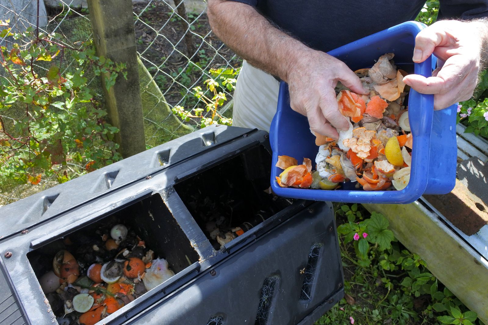 Cómo hacer compost (bigstock)