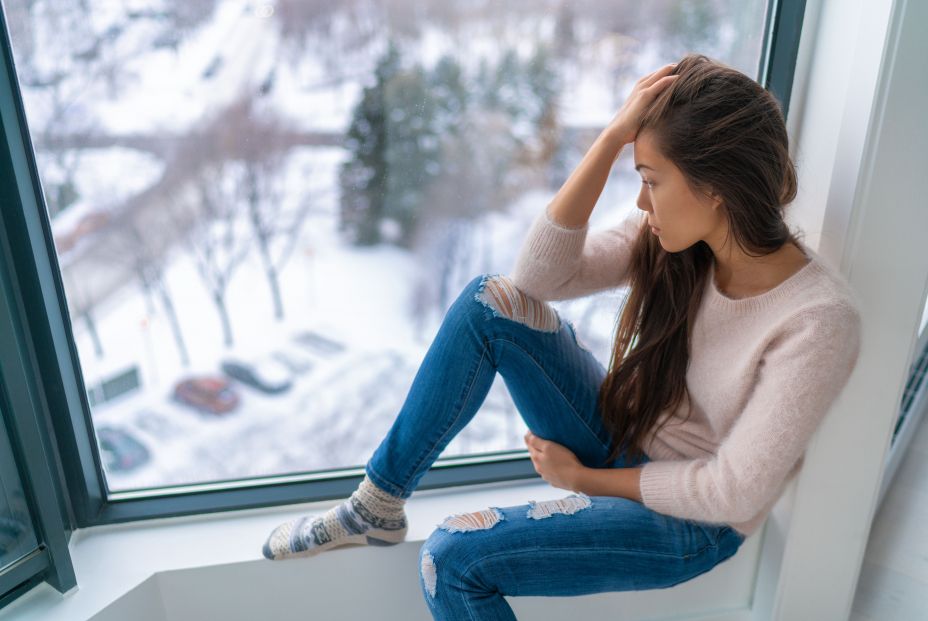 bigstock Winter depressed sad girl lone 281117416