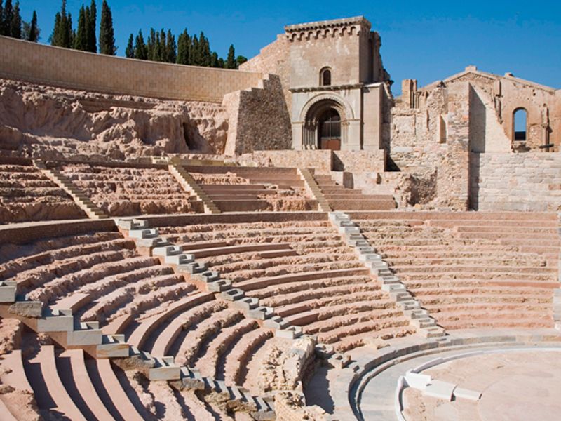 El Teatro Romano de Cartagena organiza la visita nocturna guiada 'El Teatro bajo la luz de la luna'