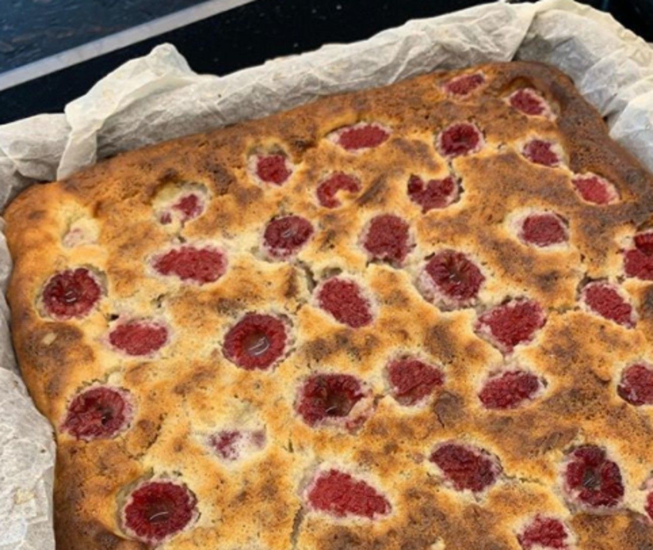 Esta es la tarta de quesos, nueces y frambuesas de Chicote que triunfa en Instagram