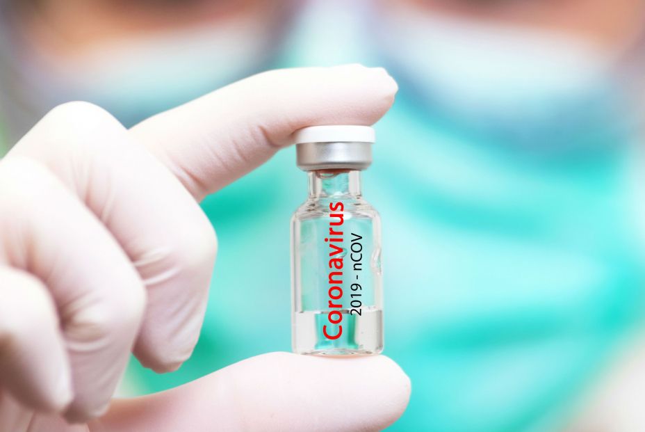 AstraZeneca pausa el ensayo de su vacuna contra el Covid tras aparecer una enfermedad "inexplicable"