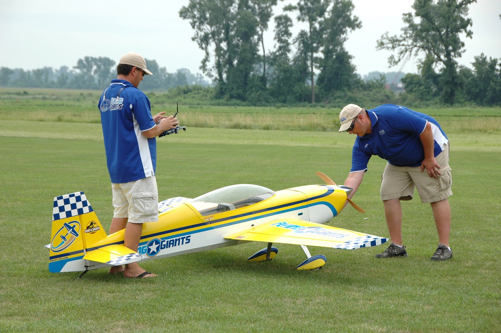 Soy principiante, ¿dónde puedo practicar aeromodelismo? (big stock)