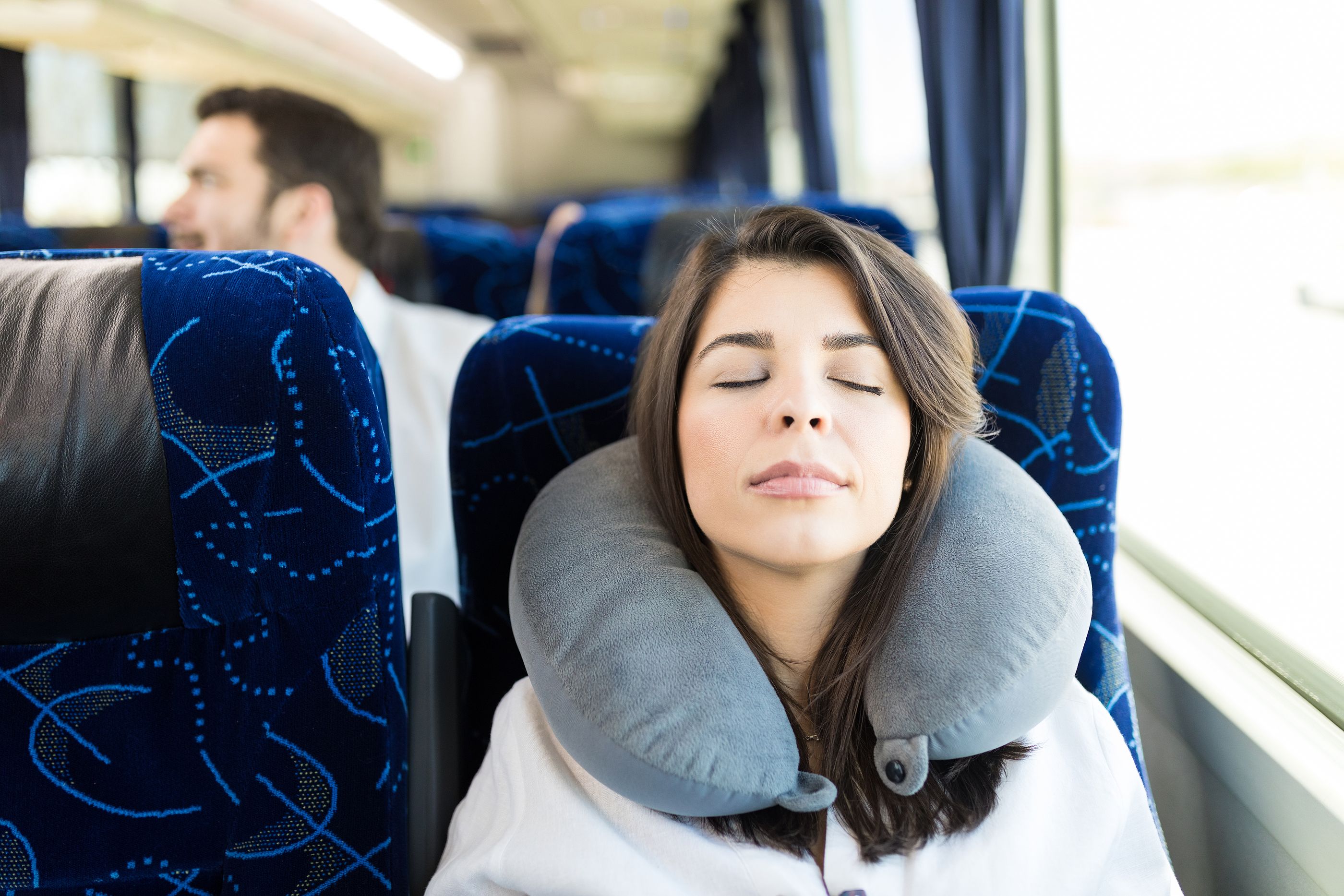 Accesorios imprescindibles para descansar en tus viajes