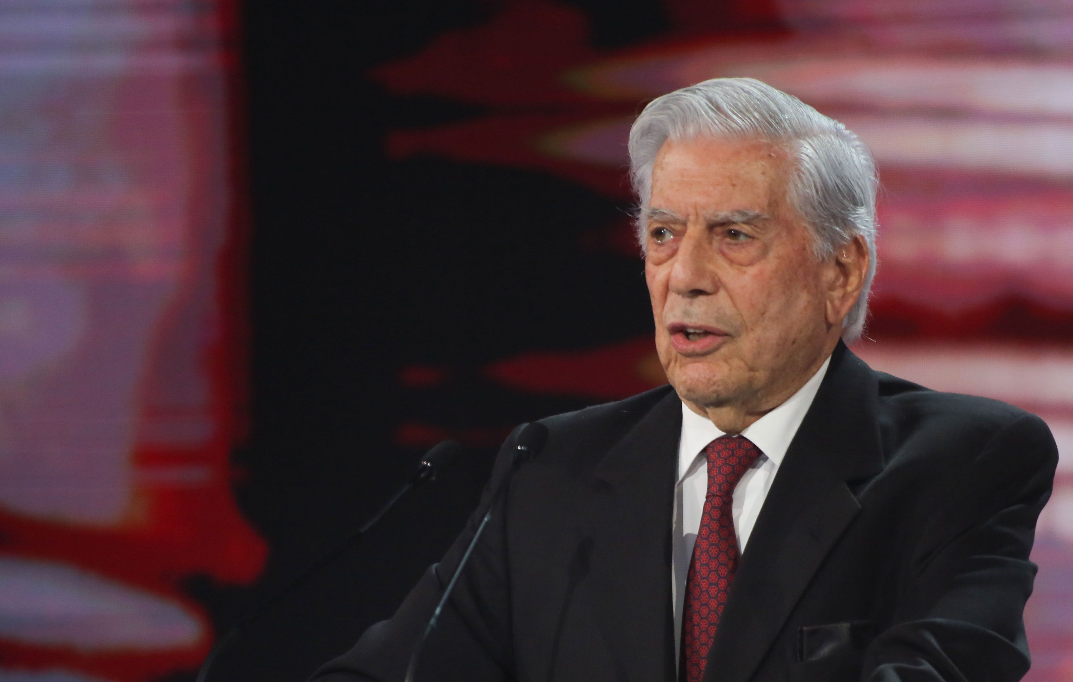 Vargas Llosa: "Sigo escribiendo cada día"