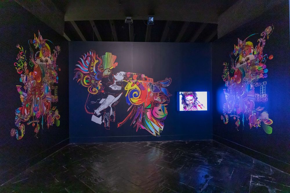 Obras de Andy Warhol y Yoko Ono en una exposición sobre artes visuales y música pop
