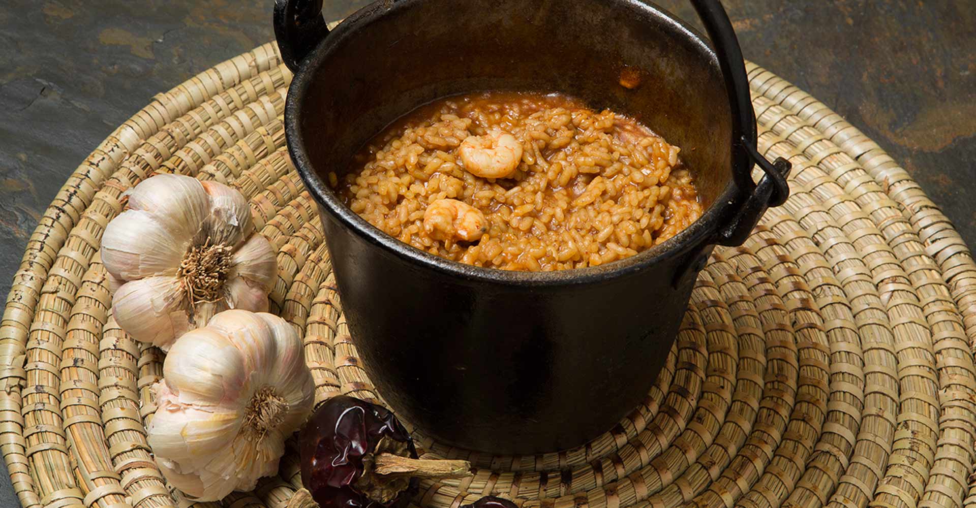 Arroz caldero del Mar Menor. Receta tradicional de la Región de Murcia