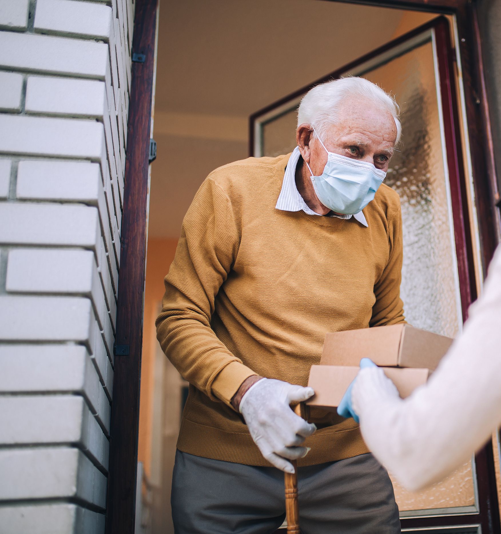 Alertan de una nueva estafa a personas mayores aprovechando el coronavirus