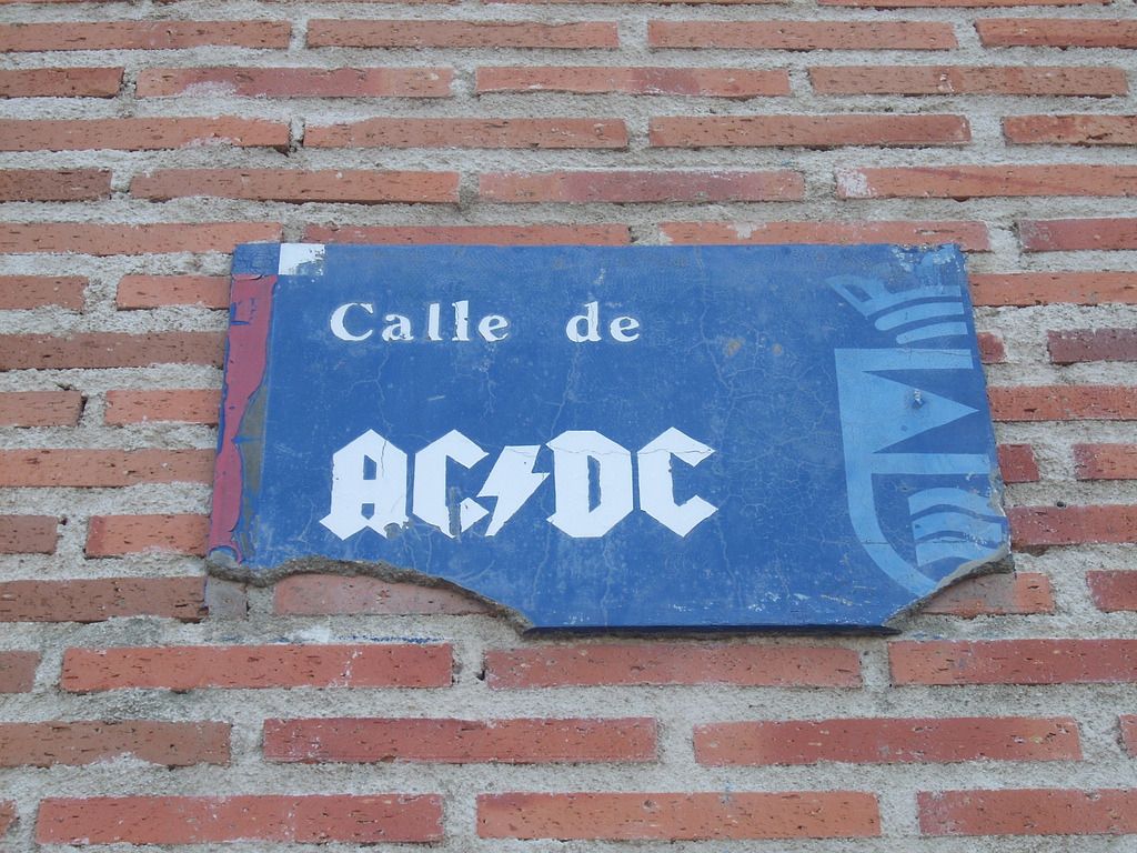 Placa Calle ACDC