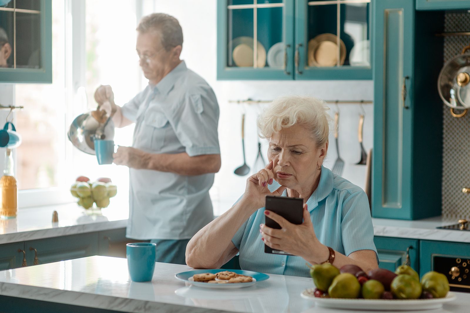 'Phubbing' o las consecuencias de ignorar a quien tienes delante 'Phubbing' o las consecuencias de ignorar a quien tienes delante