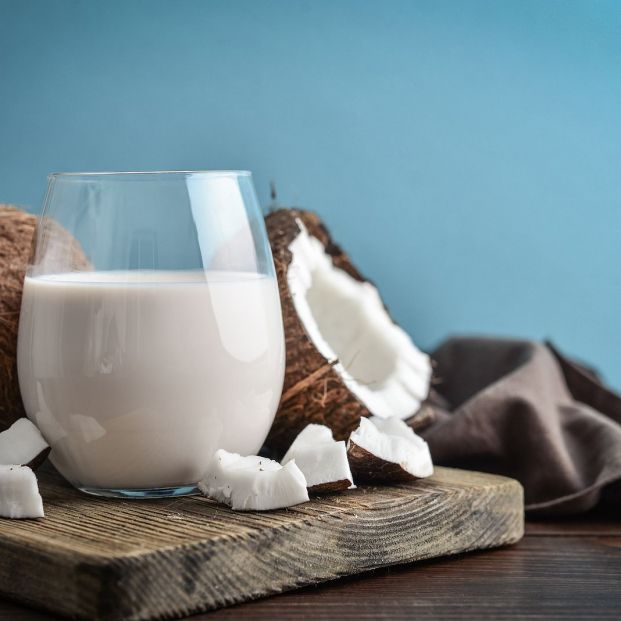 La leche de coco mejora la salud del corazón y disminuye la presión arterial y el colesterol