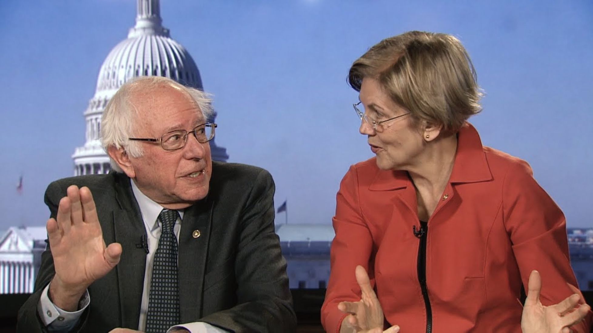 Los candidatos a las primarias demócratas Sanders y Warren en televisión (YouTube)