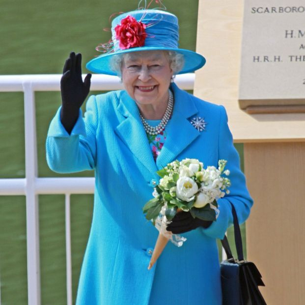 Isabel II, ausente en la apertura del Parlamento por primera vez en 60 años