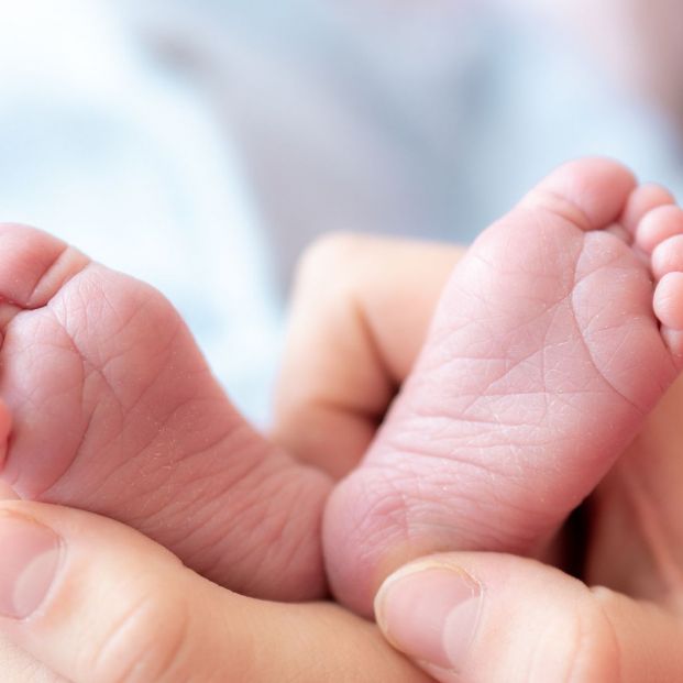 Unos padres aceptan tres años de cárcel por dejar morir a su bebé de calor y lesionar al gemelo