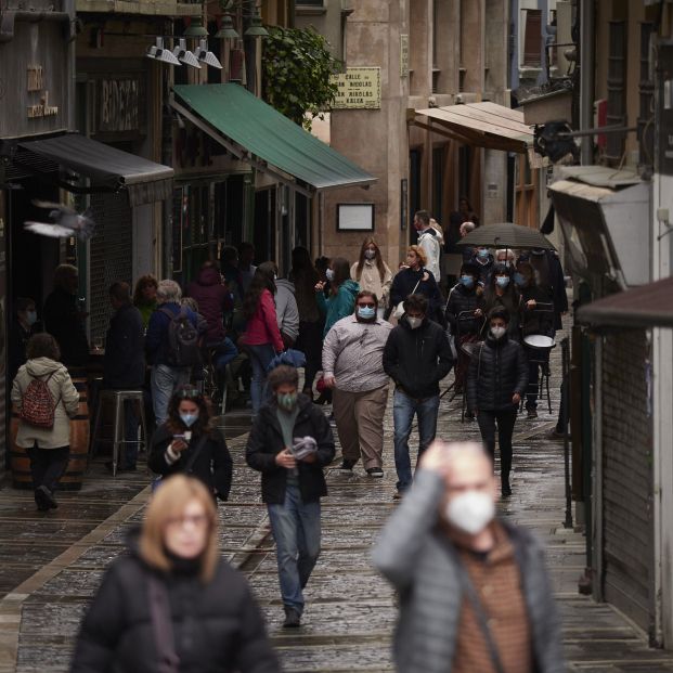 Los neumólogos piden a Illa que cambie el BOE: "Los enfermos respiratorios deben llevar mascarilla"