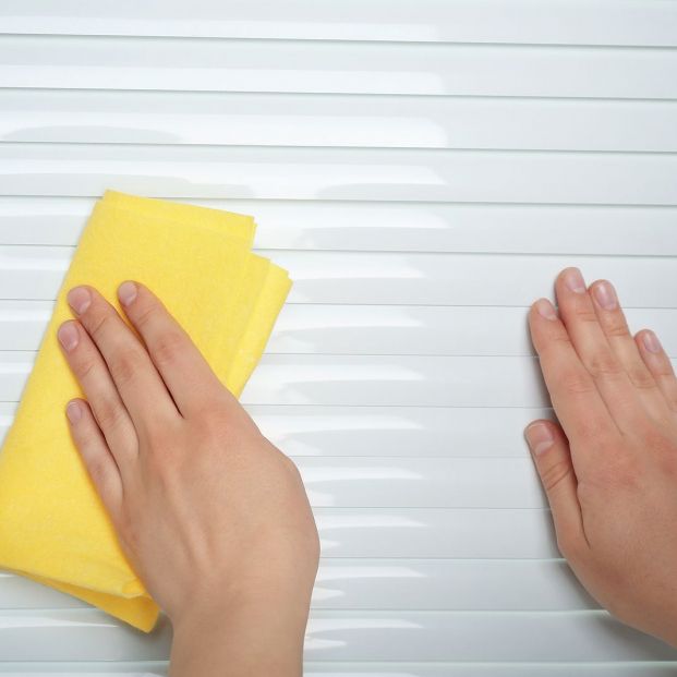 bigstock Female hands washing white jal 183233098 bigstock Female hands washing white jal 183233098