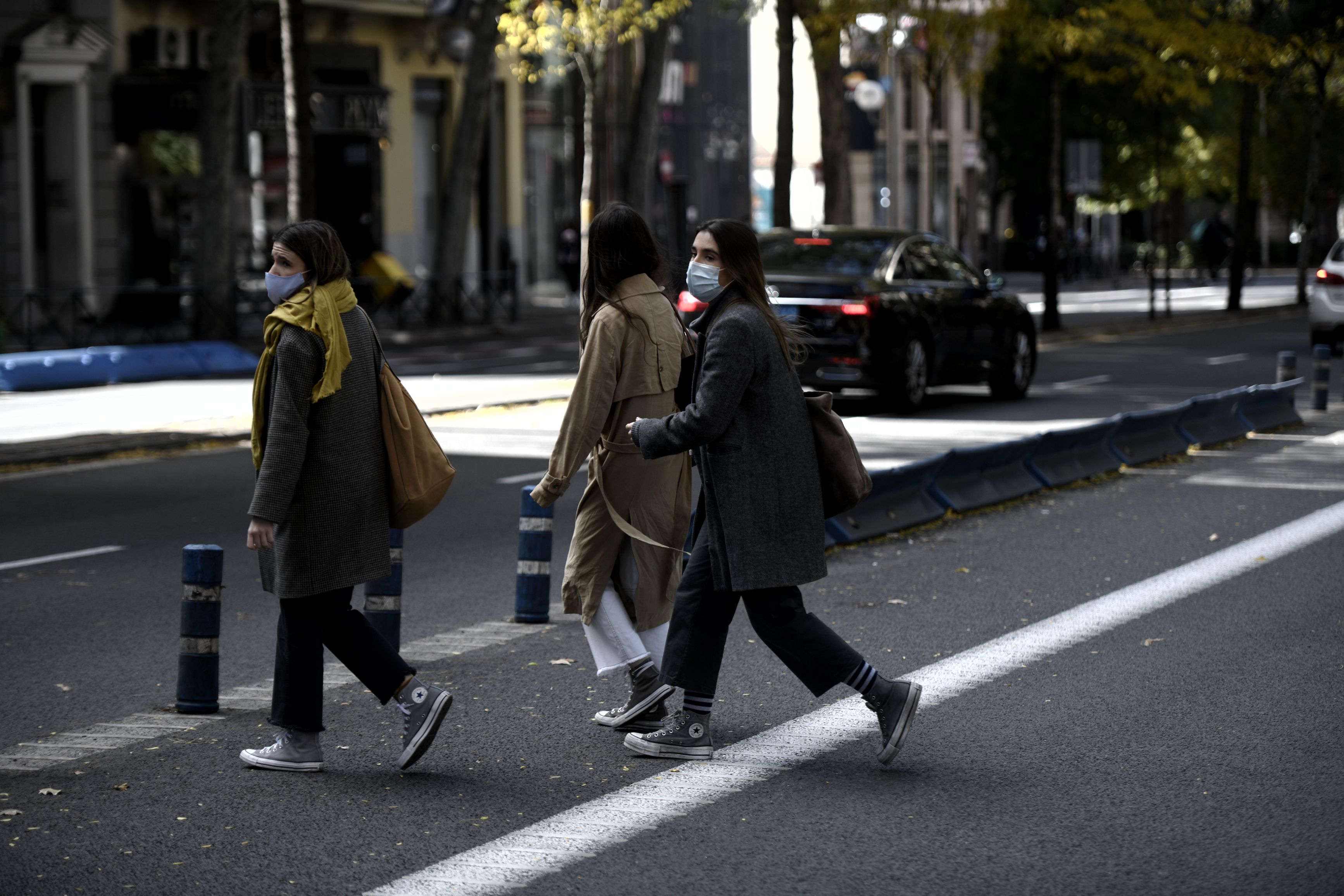 Esto es lo que hacemos mal con las mascarillas en España