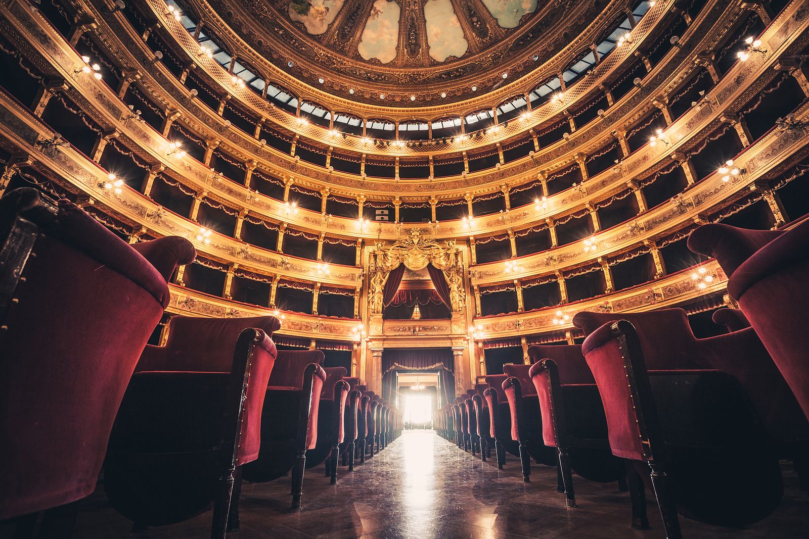 Cinco grandes obras teatrales de todos los tiempos (Bigstock) Cinco grandes obras teatrales de todos los tiempos (Bigstock)