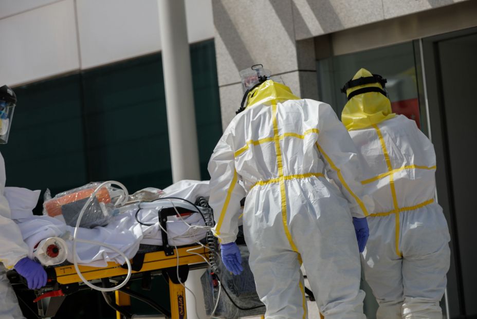 Hospitales de media España se desbordan: "El estallido se puede dar en cualquier momento" Hospitales de media España se desbordan: "El estallido se puede dar en cualquier momento"