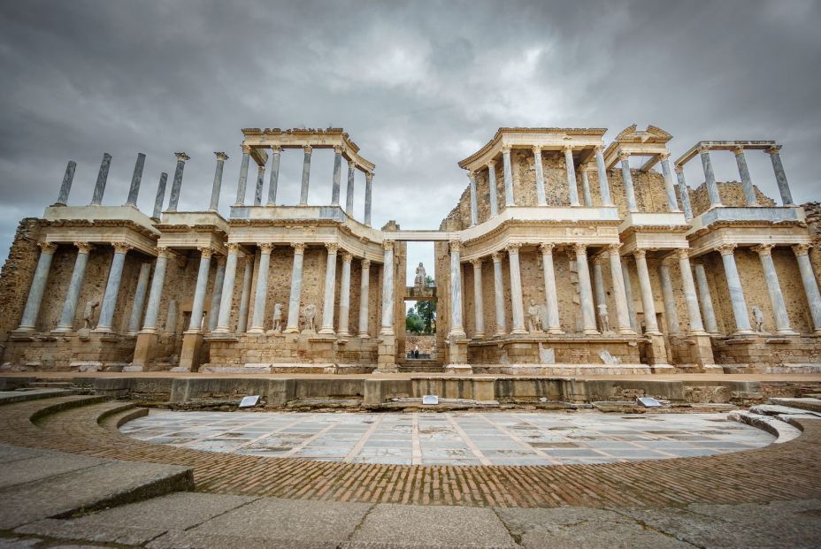 Imagen del teatro romano de Mérida (bigstock)