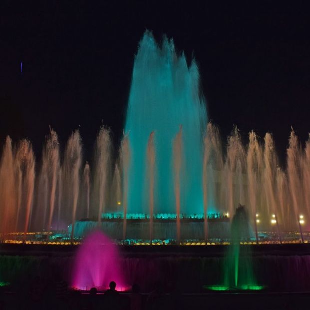  Fuentes más bonitas España (bigstock) Magic Fountain Of Montjuic