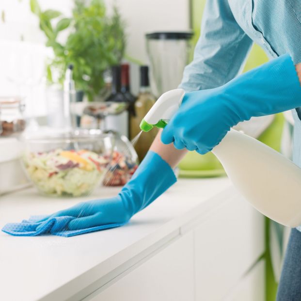 Limpiadores sin lejía que también luchan contra las bacterias