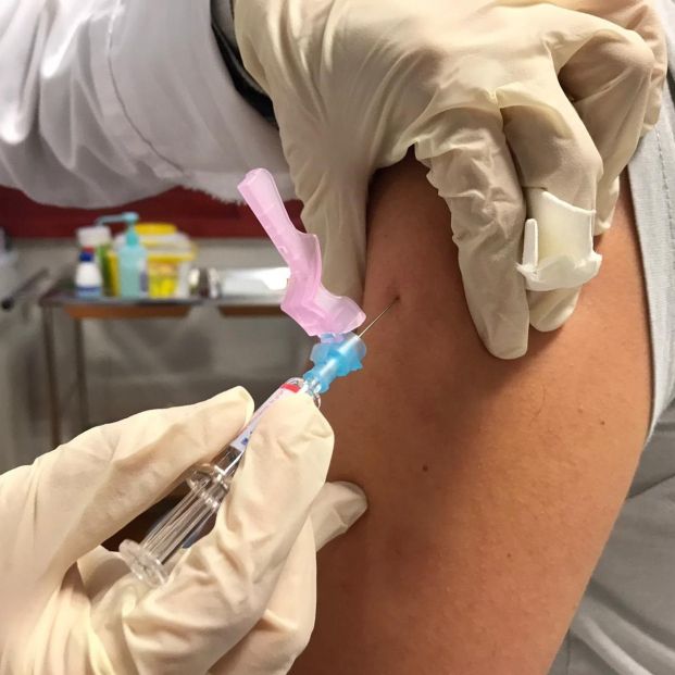 Pfizer y BioNTech piden la autorización para comercializar su vacuna COVID-19 en Europa