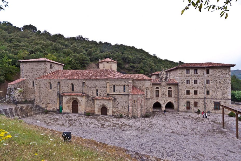 bigstock Santo Toribio Monastery Lieba 333270478