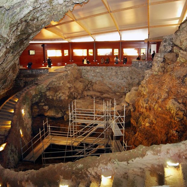 Cuevas en la zona del Pas (https://www.turismodecantabria.com/)