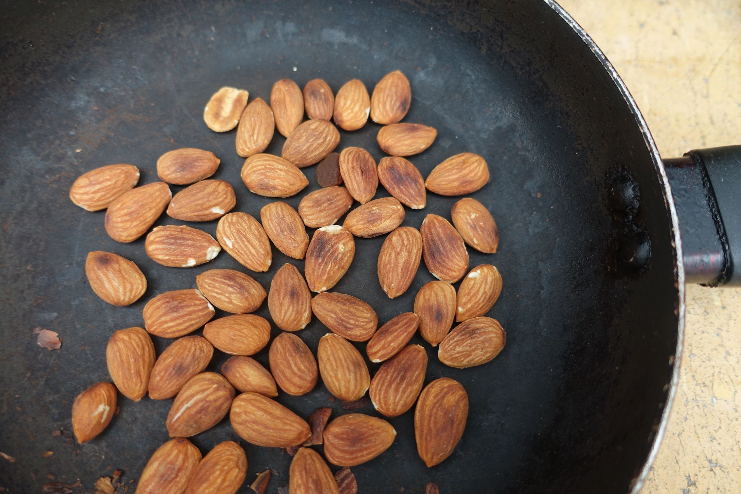 Trucos de cocina: así puedes preparar frutos secos en casa