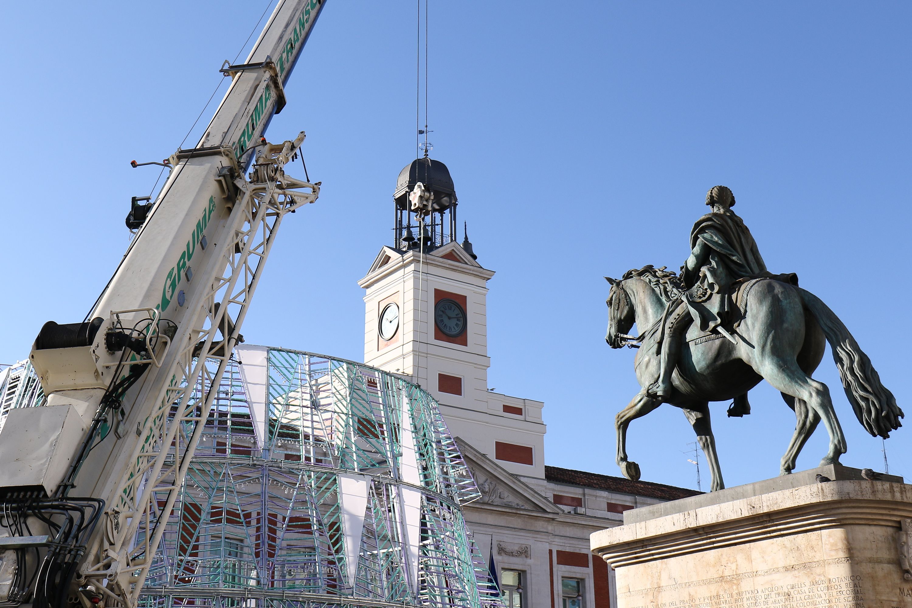 Plan de Madrid para Navidad: reuniones de hasta 10 personas y toque de queda a la 1:30 