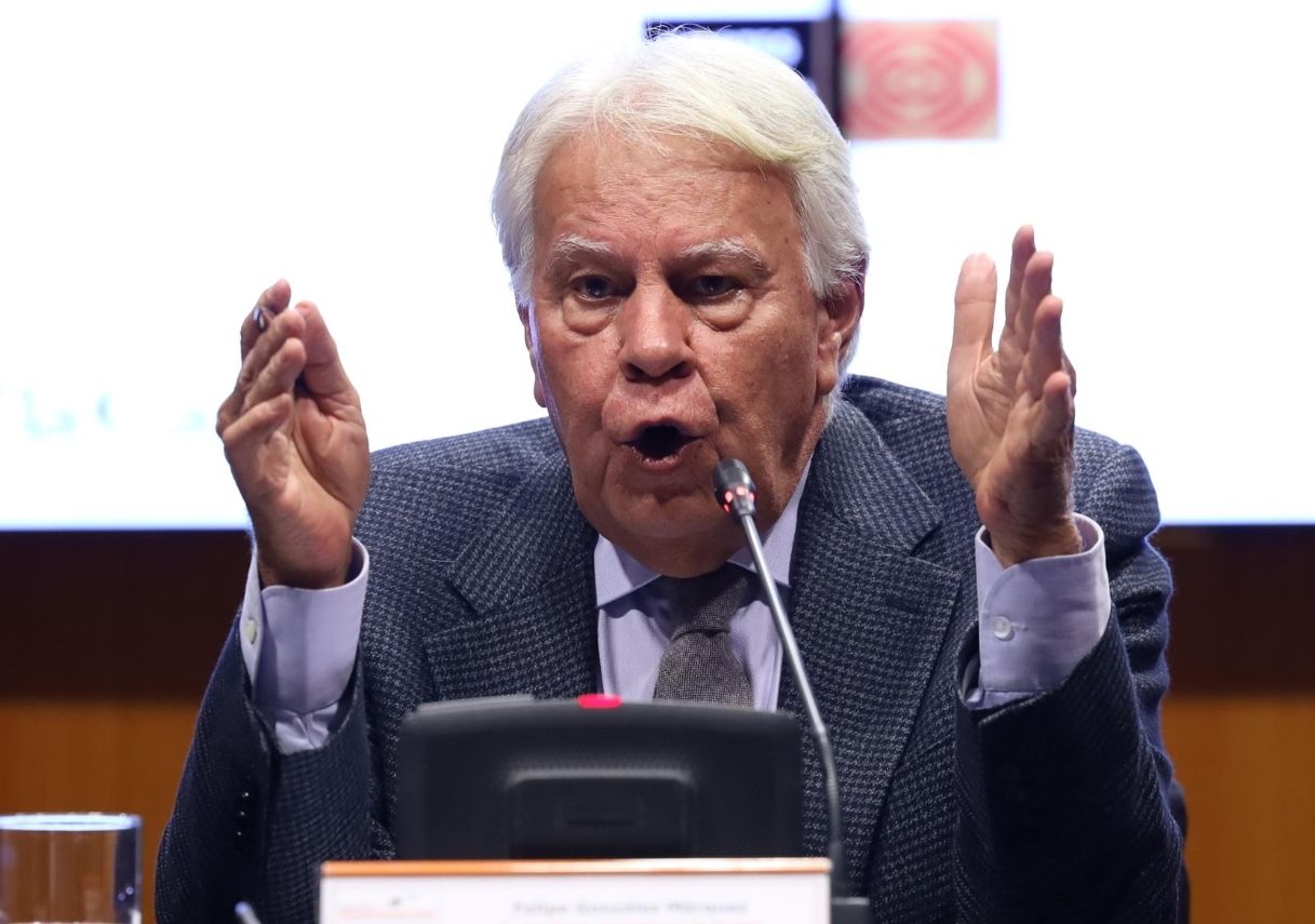 Felipe González responde al desprecio de Adriana Lastra a los mayores: "Nadie me manda callar"