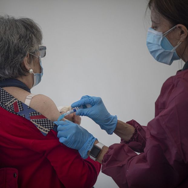 Los geriatras ven "edadismo" en los ensayos clínicos de las vacunas del coronavirus