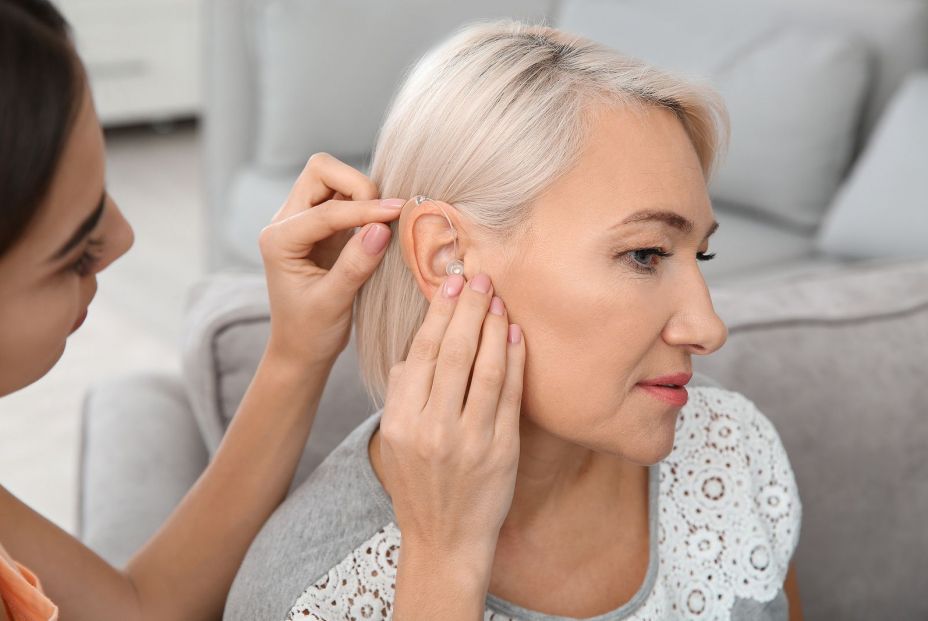 Presbiacusia: Pérdida de audición relacionada con la edad