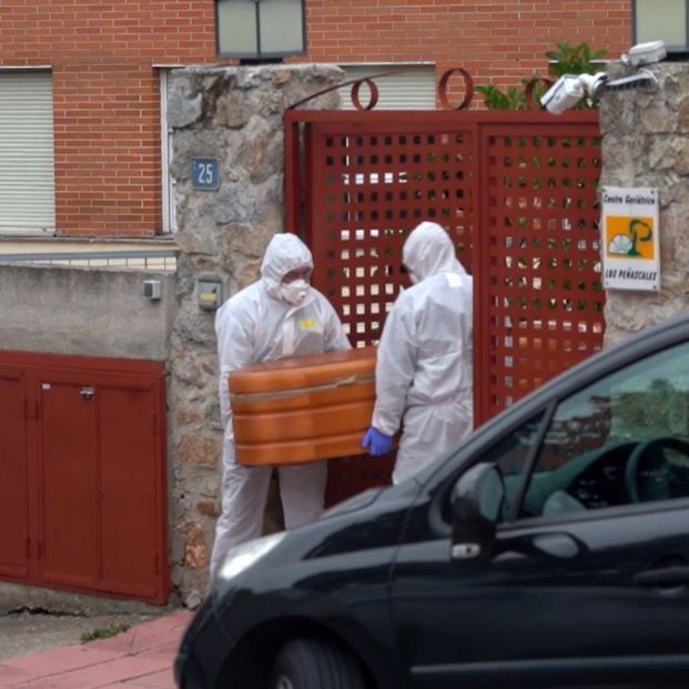 Las residencias superaron las 600 muertes diarias en el peor momento de la pandemia, según el INE. Foto: Europa Press