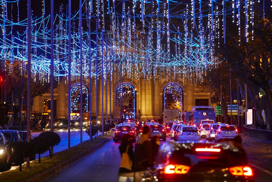 El 'Bus de la Navidad' arranca motores para disfrutar de las luces de Madrid
