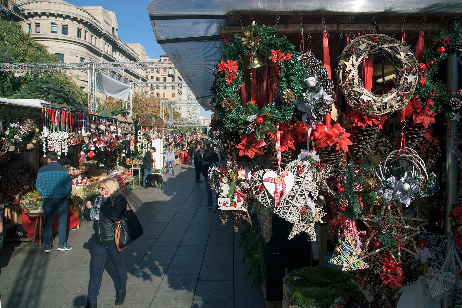 Recorremos algunos mercados navideños que sí se celebran este 2020 Foto: Bigstock