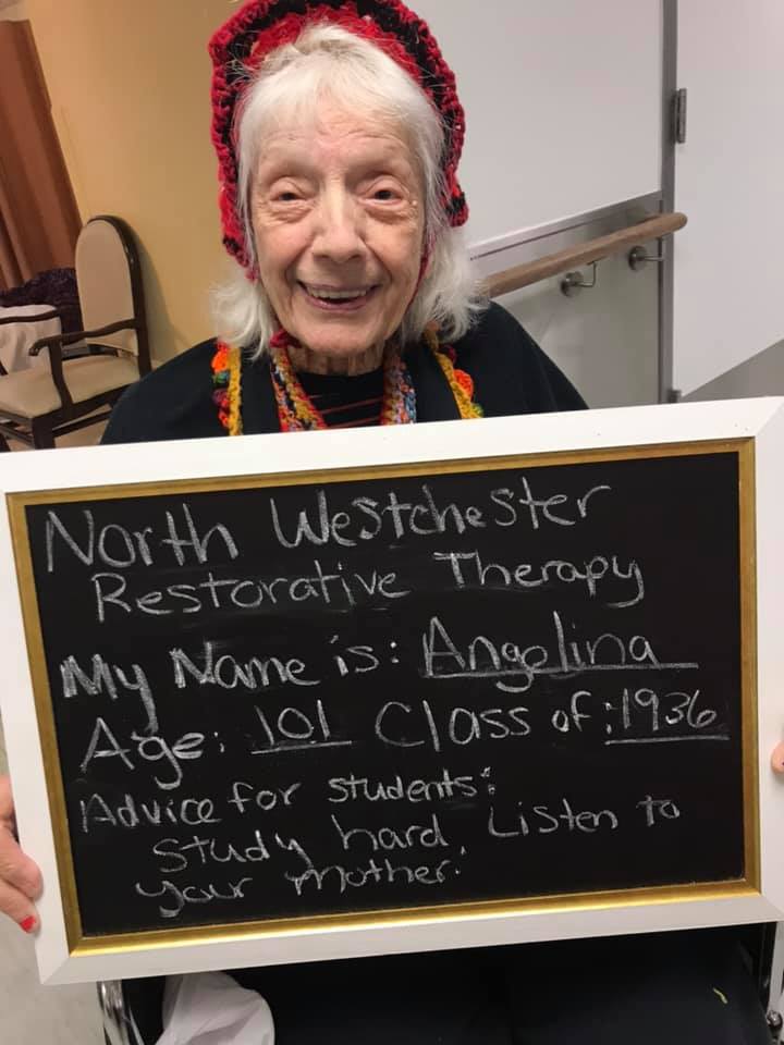 Angelina, la centenaria que ha conseguido vencer en dos ocasiones al coronavirus . Foto: Facebook North Westchester Restorative Therapy & Nursing Center @nwrtnc