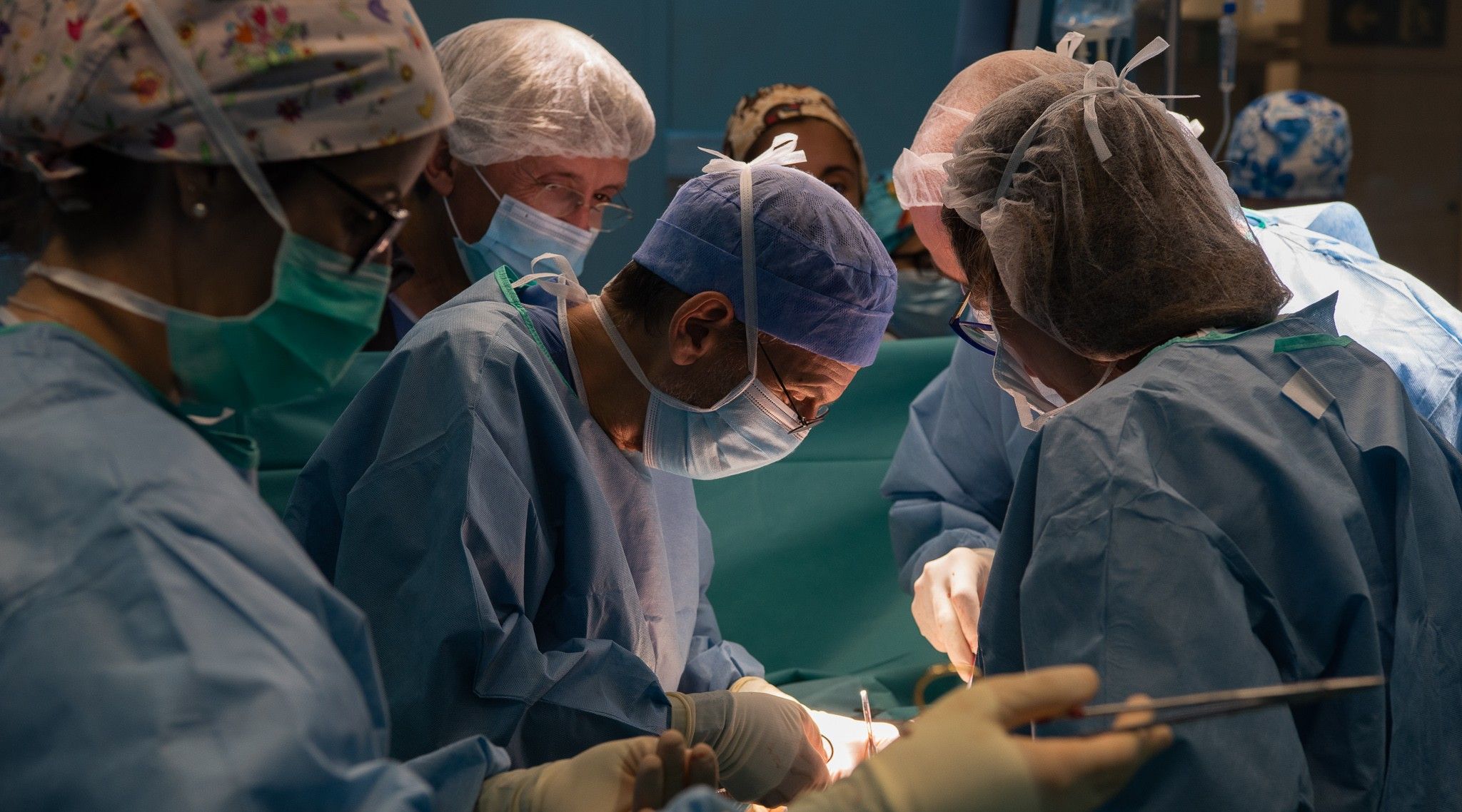 El Hospital Clínic de Barcelona logra el primer trasplante de útero en España de una donante viva