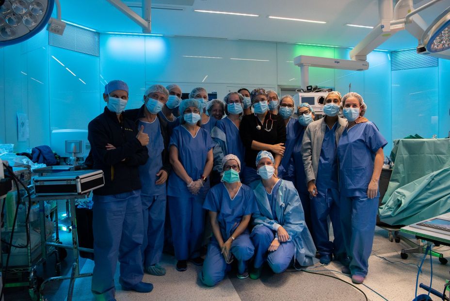El Hospital Clínic de Barcelona logra el primer trasplante de útero en España de una donante viva