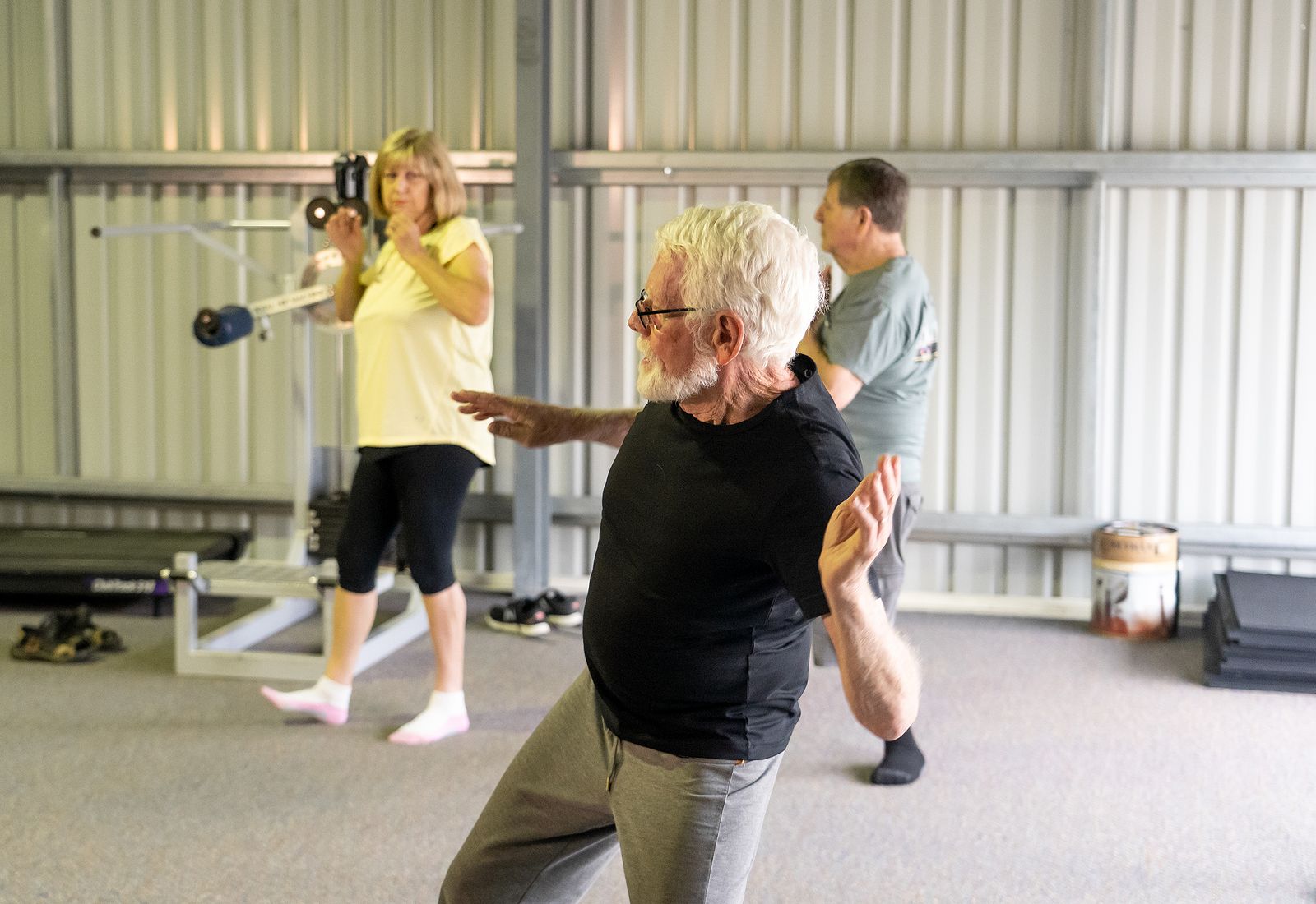 Mejora tu equilibrio con estos ejercicios para mayores