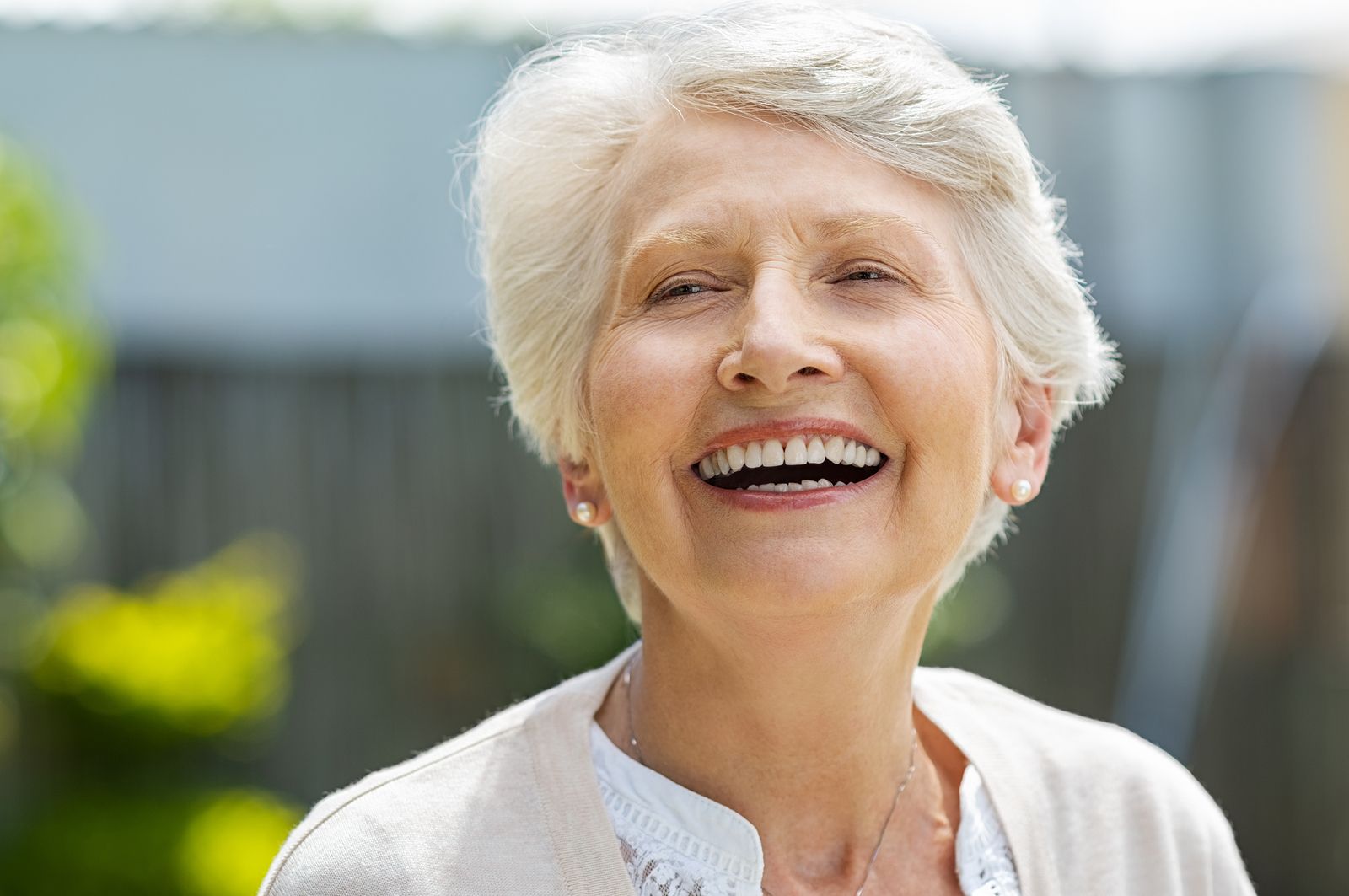 7 trucos de belleza de las abuelas que funcionan (bigstock)