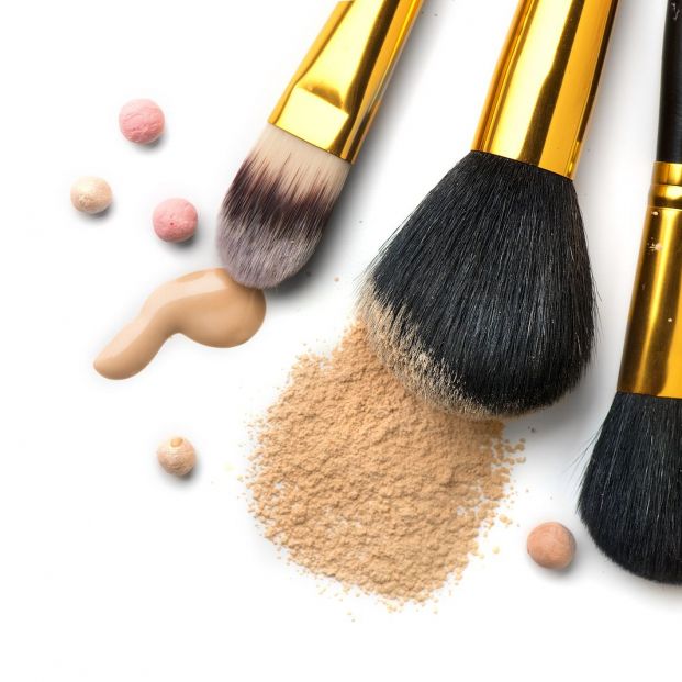 Cómo hacer tu propio maquillaje casero Cómo hacer tu propio maquillaje casero