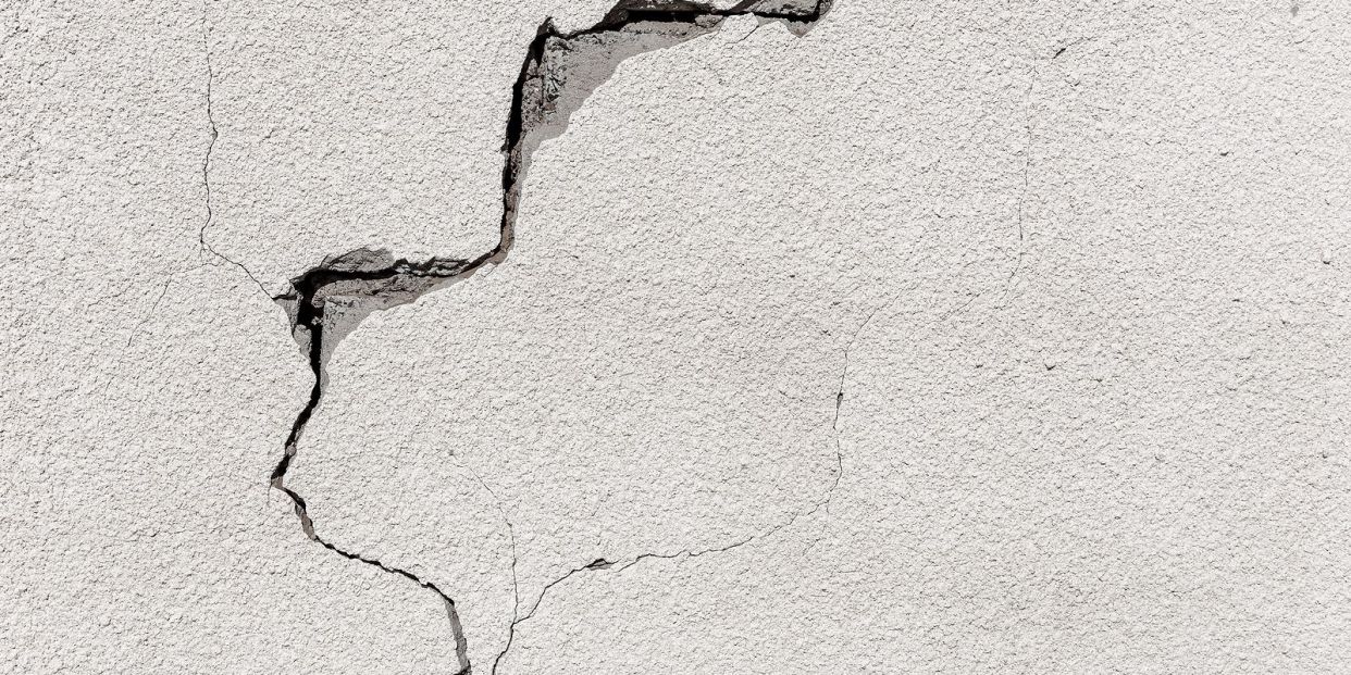 Por qué aparecen grietas en tus paredes y cuáles son peligrosas (Foto Bigstock) 2
