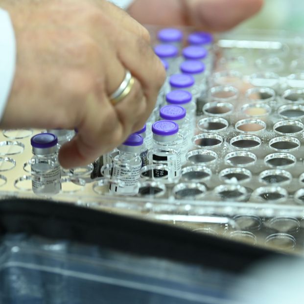 EuropaPress 3494816 dosis vacuna desarrollada laboratorios pfizer biontech residencia olmos