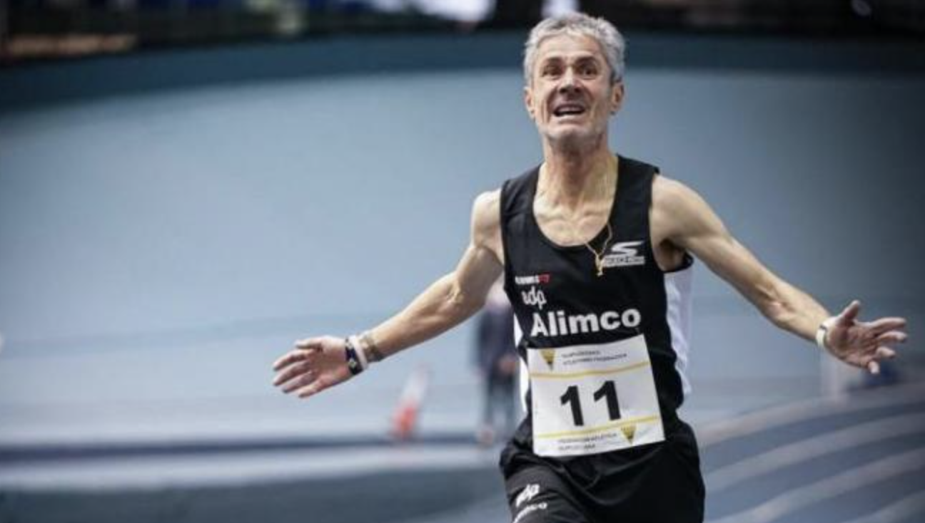 A sus 57 años, Martín Fiz bate de nuevo un récord de España, los 3.000 metros, en la categoría M55. Foto: TW  @maratonfiz