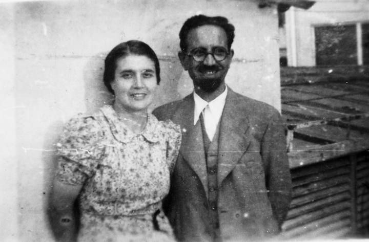 María Moliner junto a su marido, Fernando Ramón y Ferrando, en 1925. Foto: Dominio público