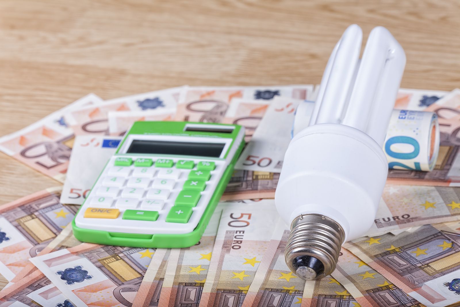 El precio de la luz alcanza este martes su nivel más alto desde Filomena, con más de 90€ por MWh