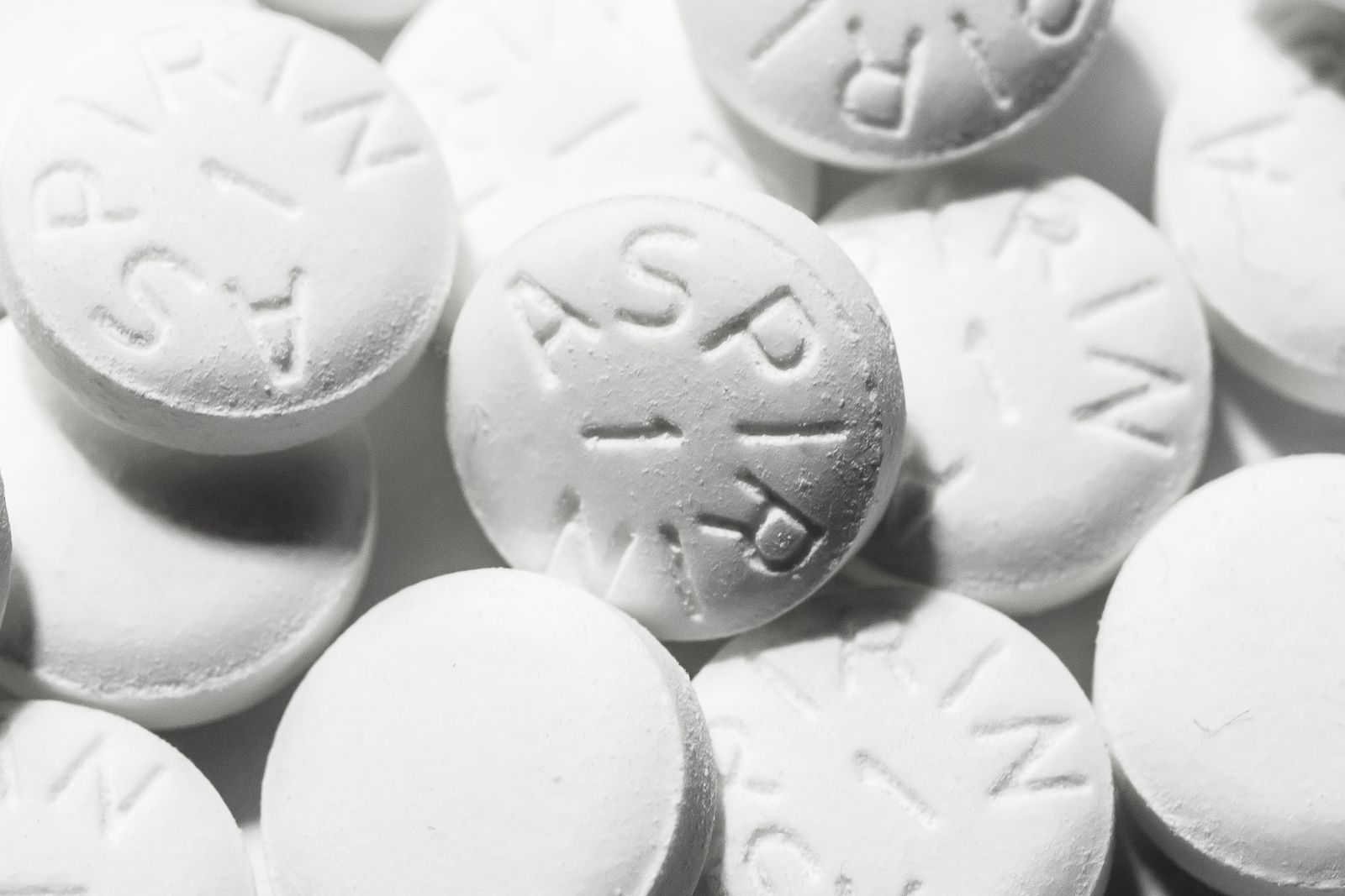 Tomar aspirina en dosis bajas podría reducir el riesgo de diabetes en mayores