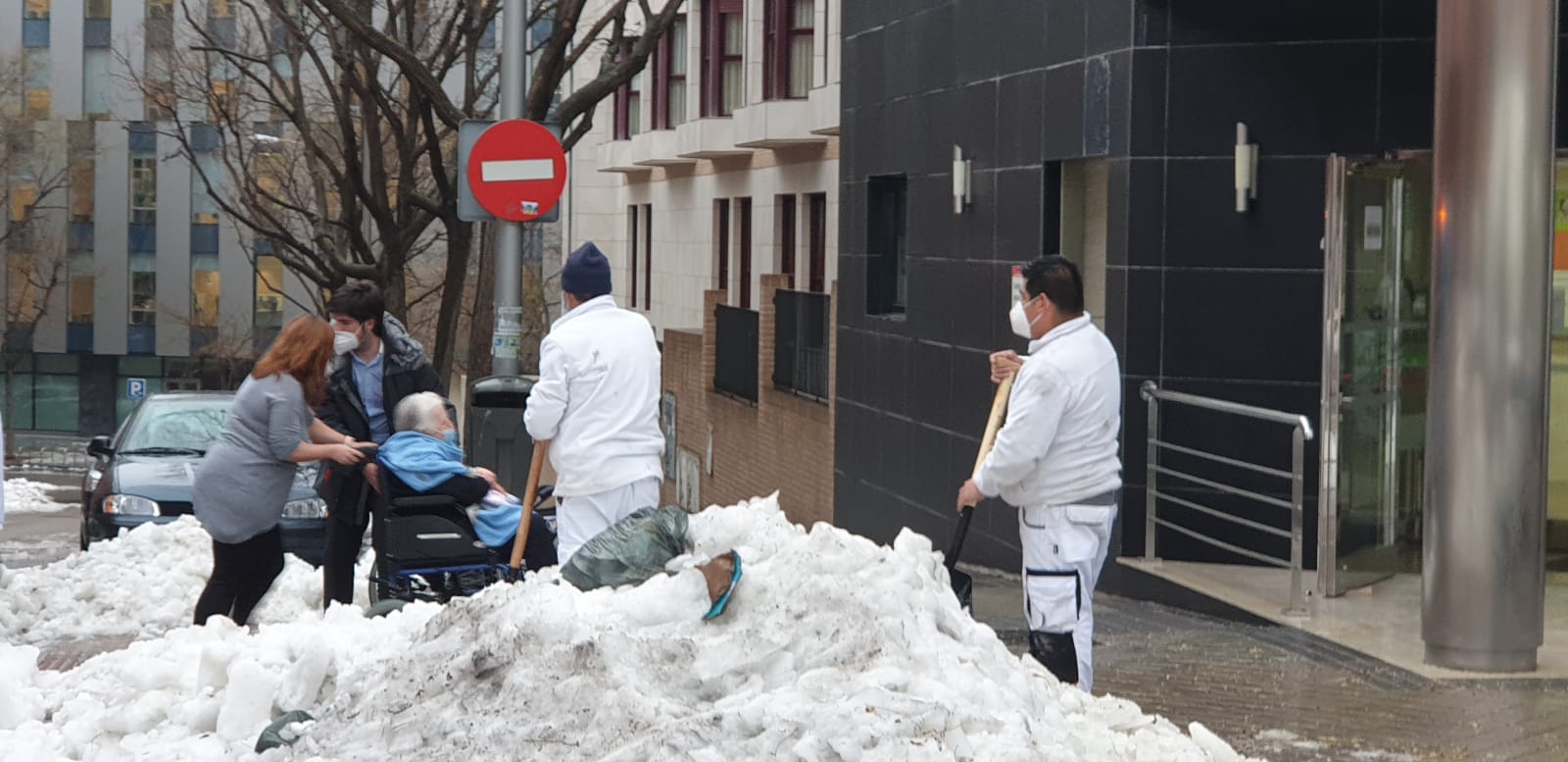 Explosión en Madrid: Los mayores de la residencia pegada al edificio, a salvo